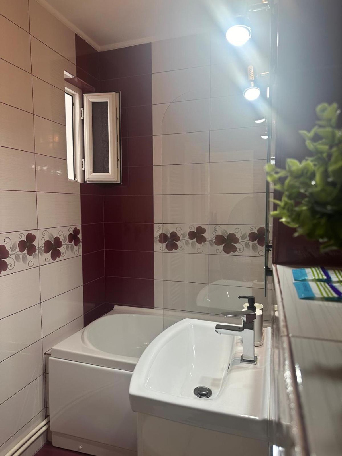 Apartament 2 Cam Cetate Alba Iulia Eksteriør bilde